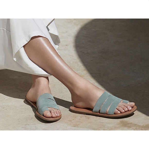 NWT Marc Fisher Rilee Yellow Suede Slide Sandals - Picture 2 of 9